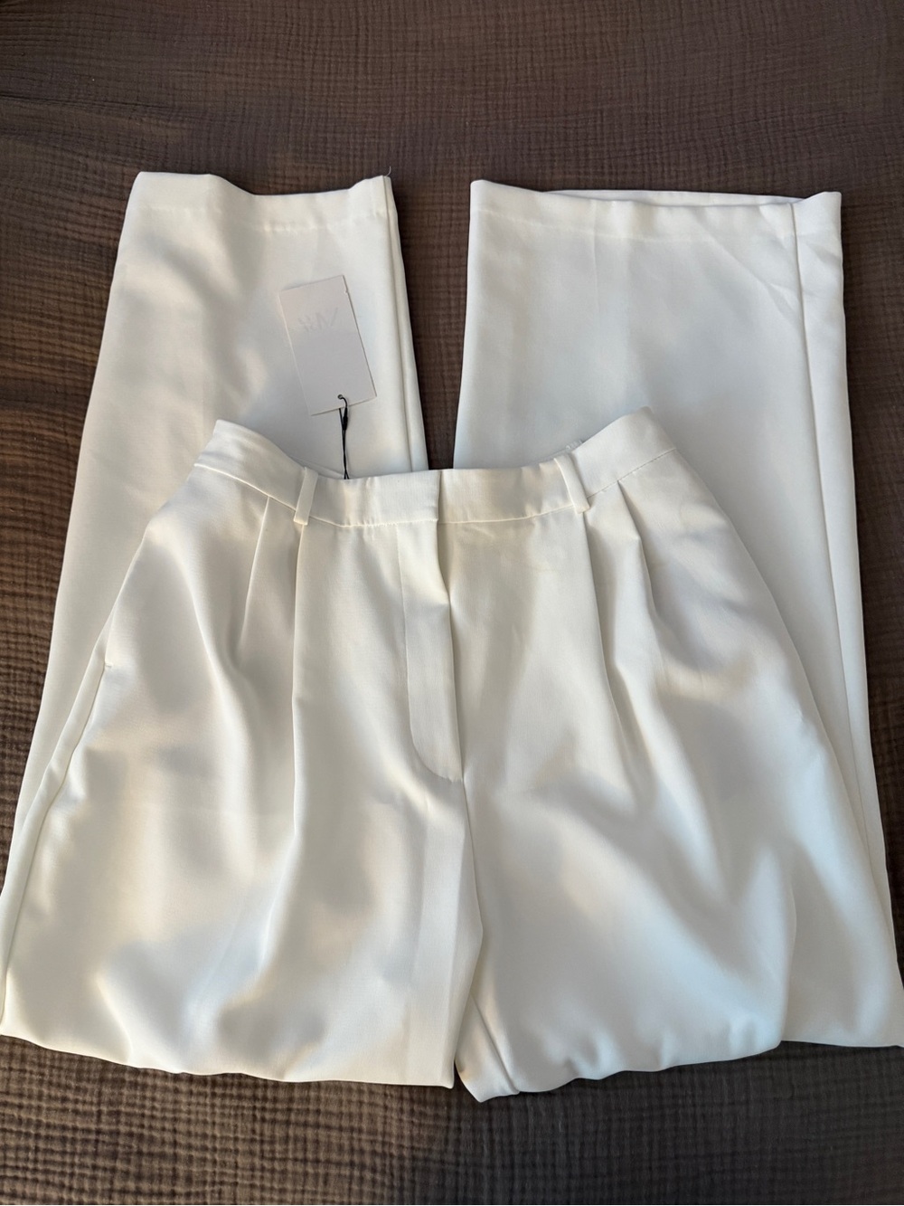 Cream/White Pleated Full Length Pants